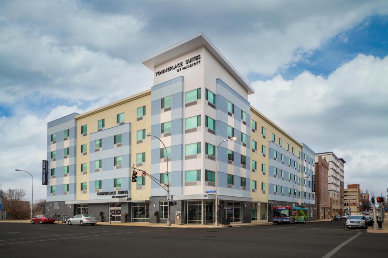 Towneplace Suites By Marriott Louisville Downtown Exterior foto